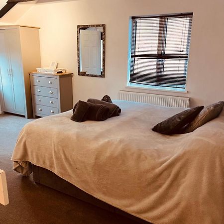 Cosy And Peaceful Maisonette With Terrace, Kidderminster Eksteriør bilde