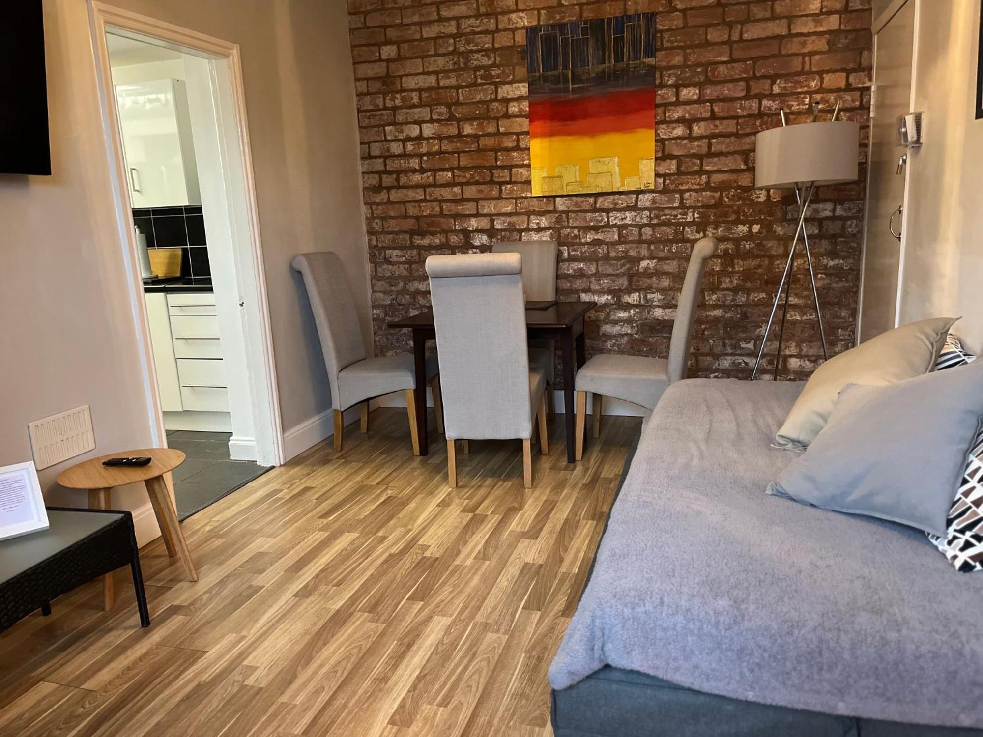 Cosy And Peaceful Maisonette With Terrace, Kidderminster Eksteriør bilde